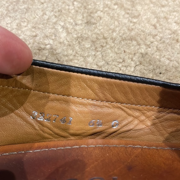 Gucci Loafers - Picture 6 of 9
